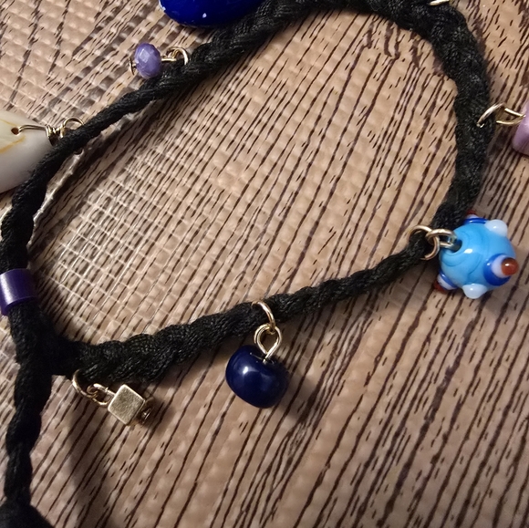 Vintage Bracelet NWOT FREE PEOPLE Adjustable with 8 Charms, Thick Black Cord - Picture 6 of 8